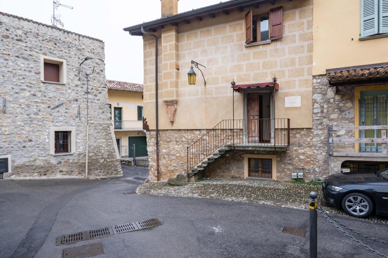 Le Chateau Franciacorta - By Host4U Apartment Colombaro  Exterior photo